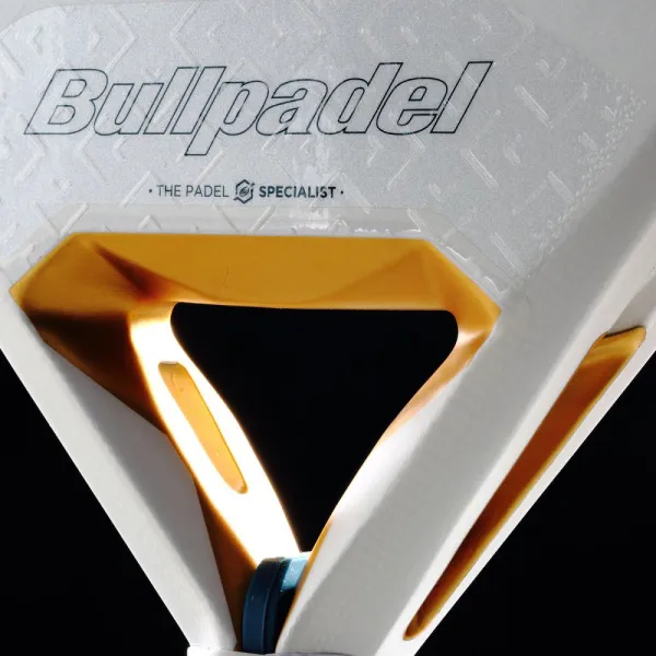 Ракетка для падела BULLPADEL Pearl 26, 493804, для профессионалов, карбон, бело-серый за 35&nbsp;929.50 ₽ в Новосибирске
